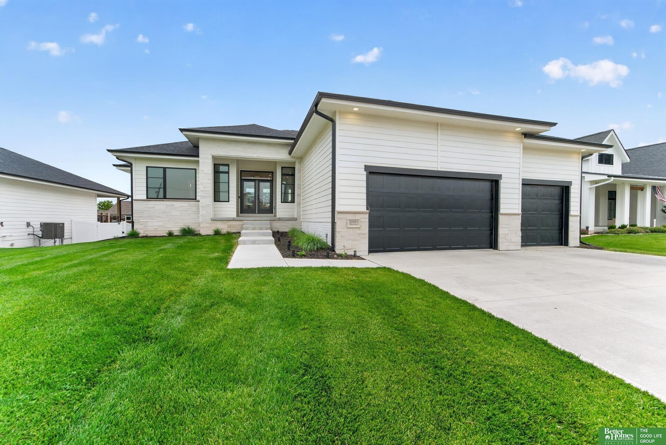Single Family 5BR 3BA - 20982 Polk Street, Omaha, NE