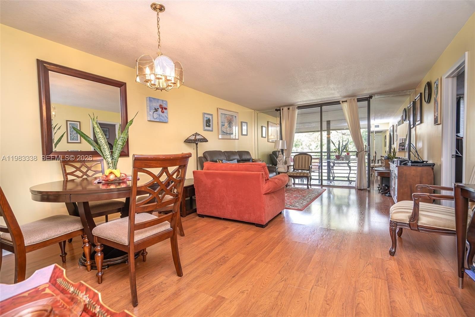 Condo 2BR 2BA - 1000 Colony Point Cir, Pembroke Pines, FL