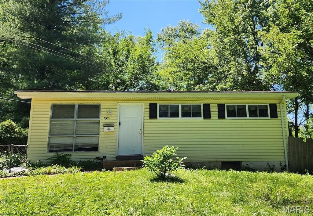 Single Family 3BR 1BA - 3901 Cranberry Lane, St Louis, MO