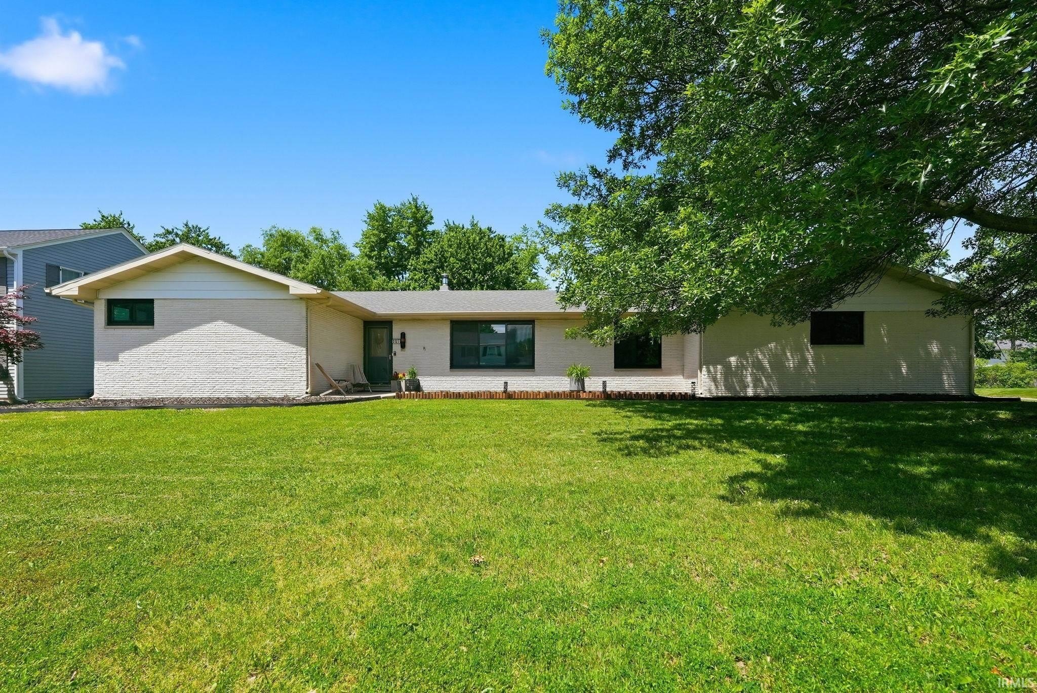 Single Family 3BR 3BA - 3127 Arrowwood Trail, Fort Wayne, IN