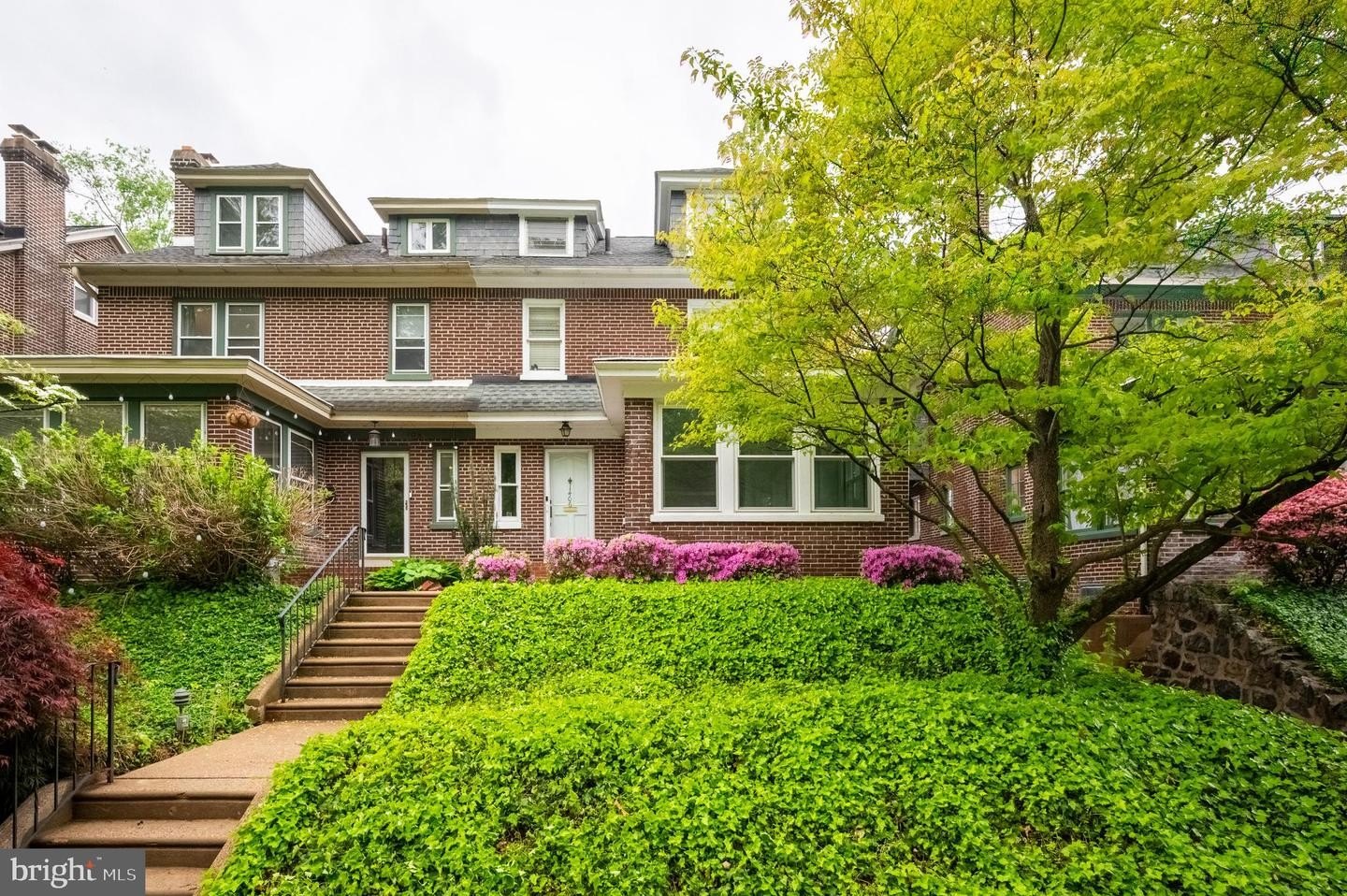 Single Family 4BR 2BA - 1406 LOVERING AVE, WILMINGTON, DE