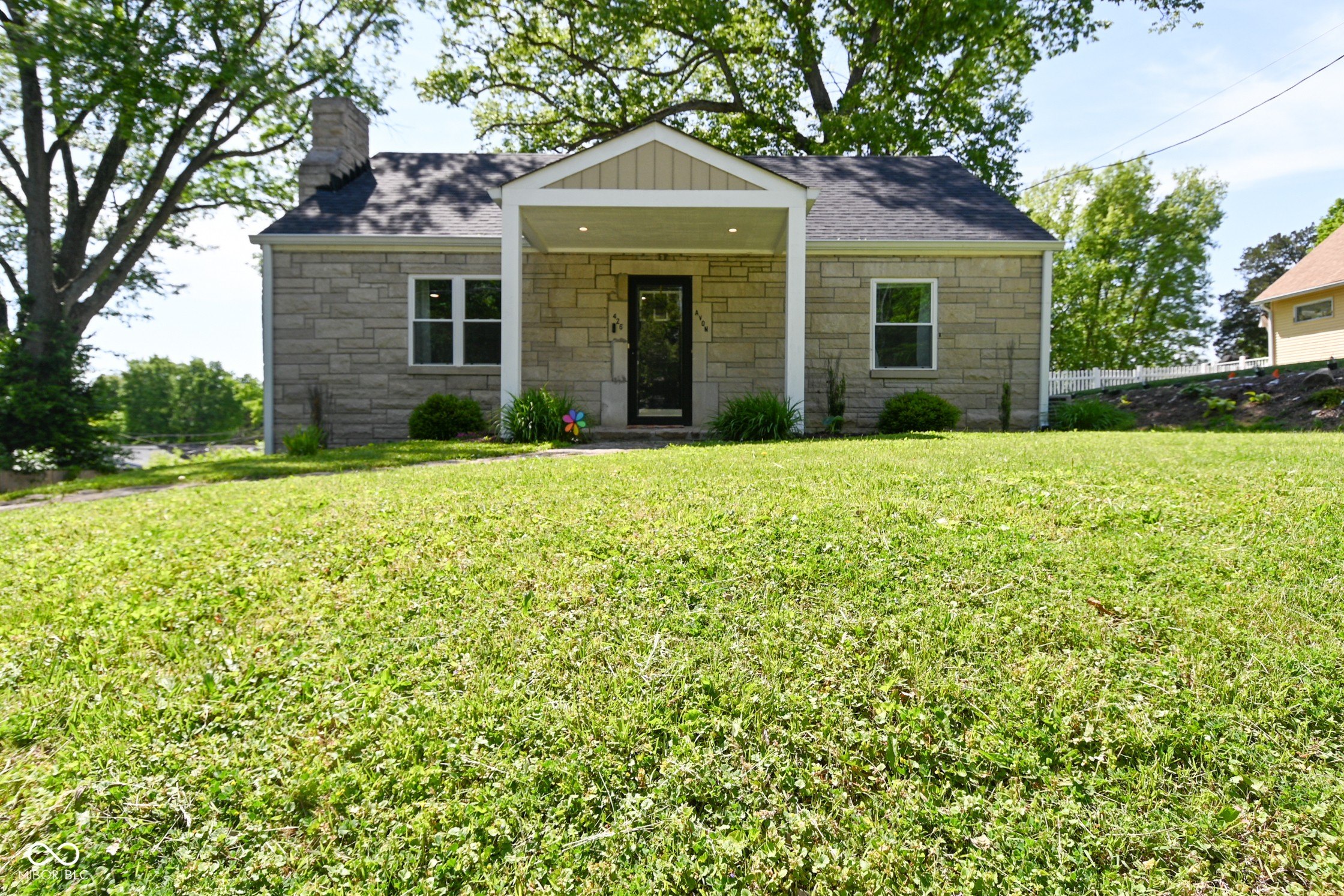 Single Family 4BR 2BA - 426 Avon Avenue, Plainfield, IN