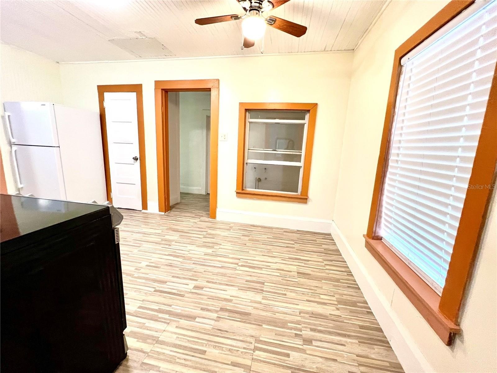 343 WEAVER Ave  