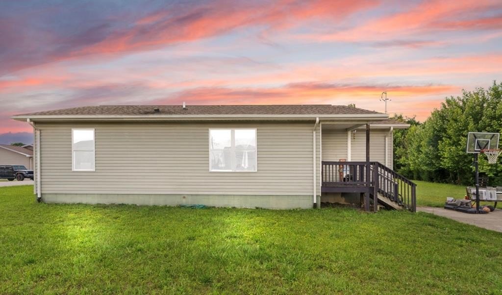Single Family 3BR 1BA - 107 Peggy Lane, Chavies, KY