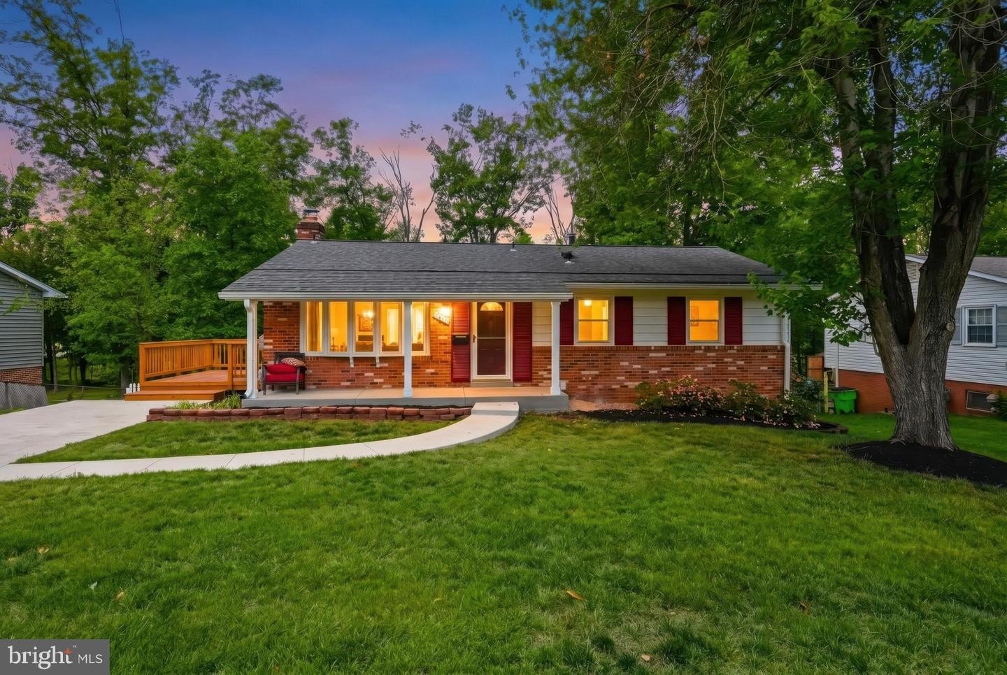 Single Family 4BR 3BA - 7410 ROXBURY AVE, MANASSAS, VA