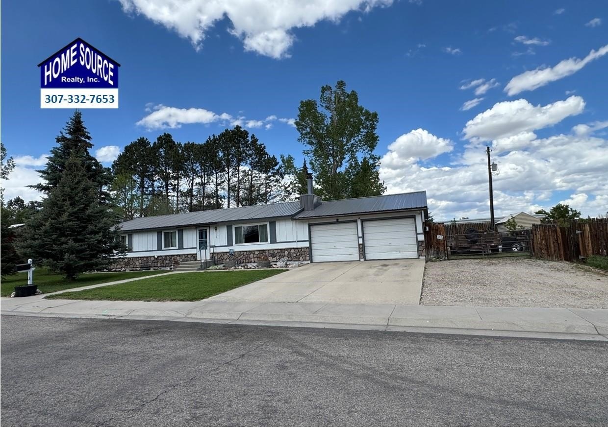 Single Family 3BR 2BA - 670 Wood, Lander, WY