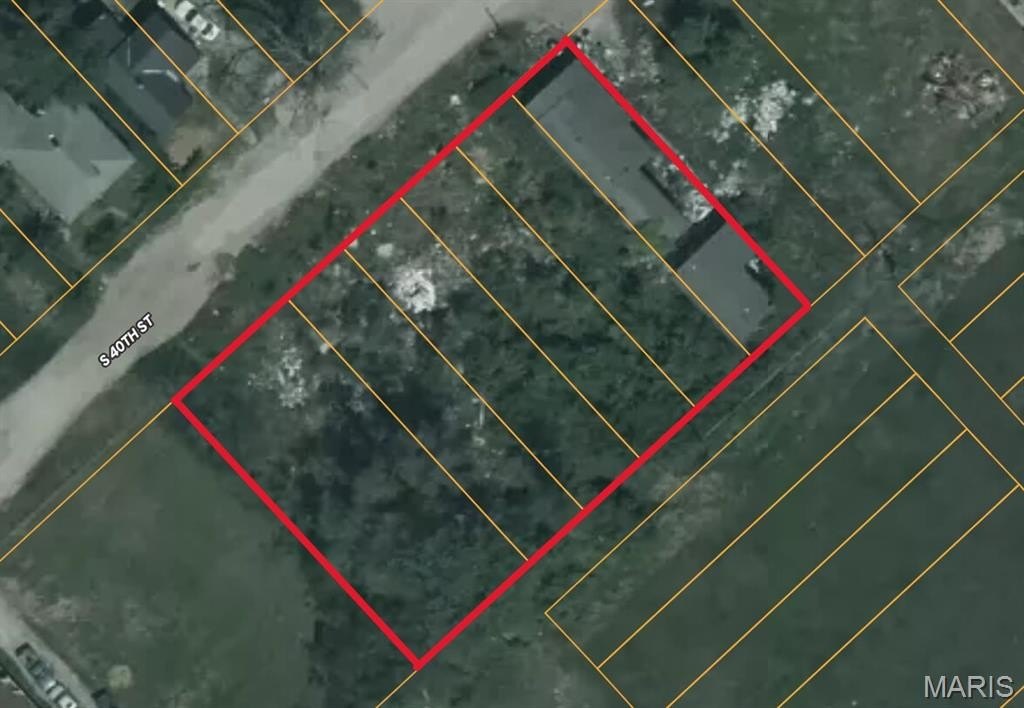 Manufactured Housing 2BR 1BA - 420 S 40th Street, Centreville, IL