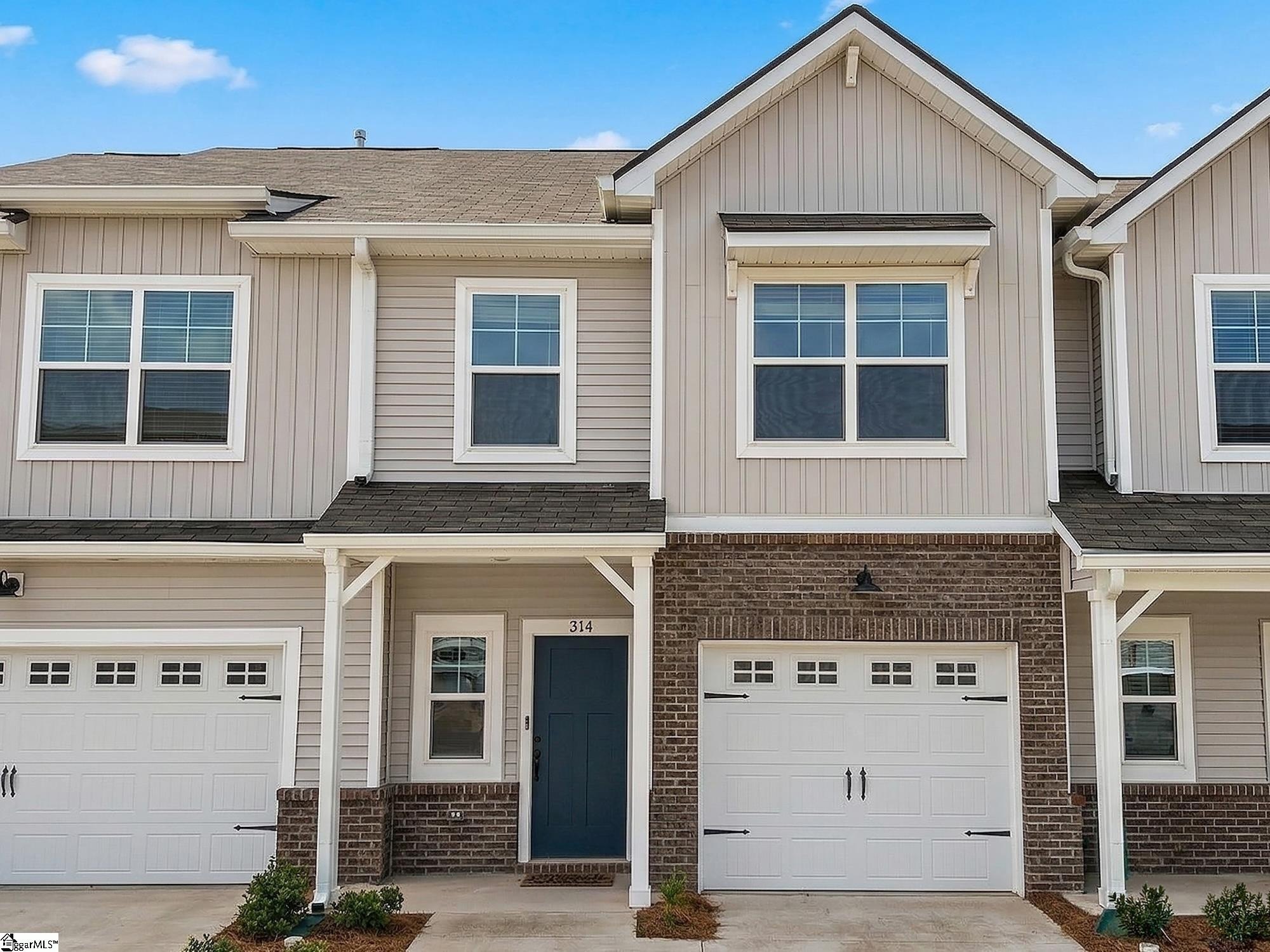Single Family 3BR 3BA - 314 Hollenbeck Place, Greenville, SC