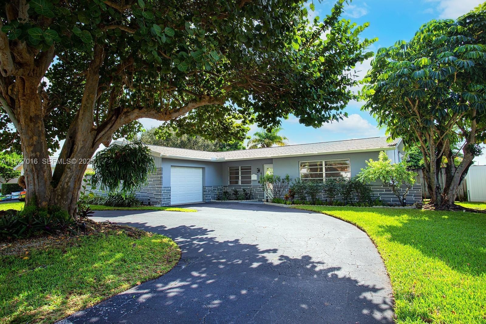 Single Family 3BR 2BA - 4316 Jackson St, Hollywood, FL