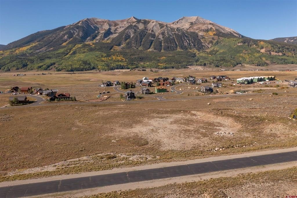 Single Family - 403 S Avion Drive, Crested Butte, CO