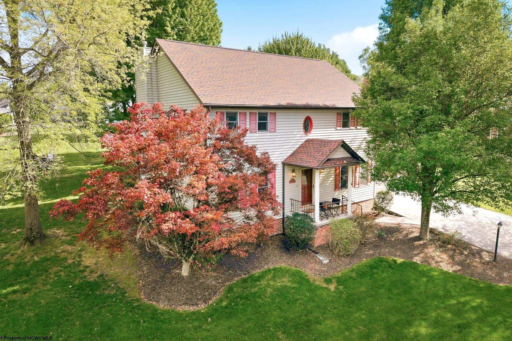 Single Family 4BR 4BA - 1023 Ashton Drive, Morgantown, WV