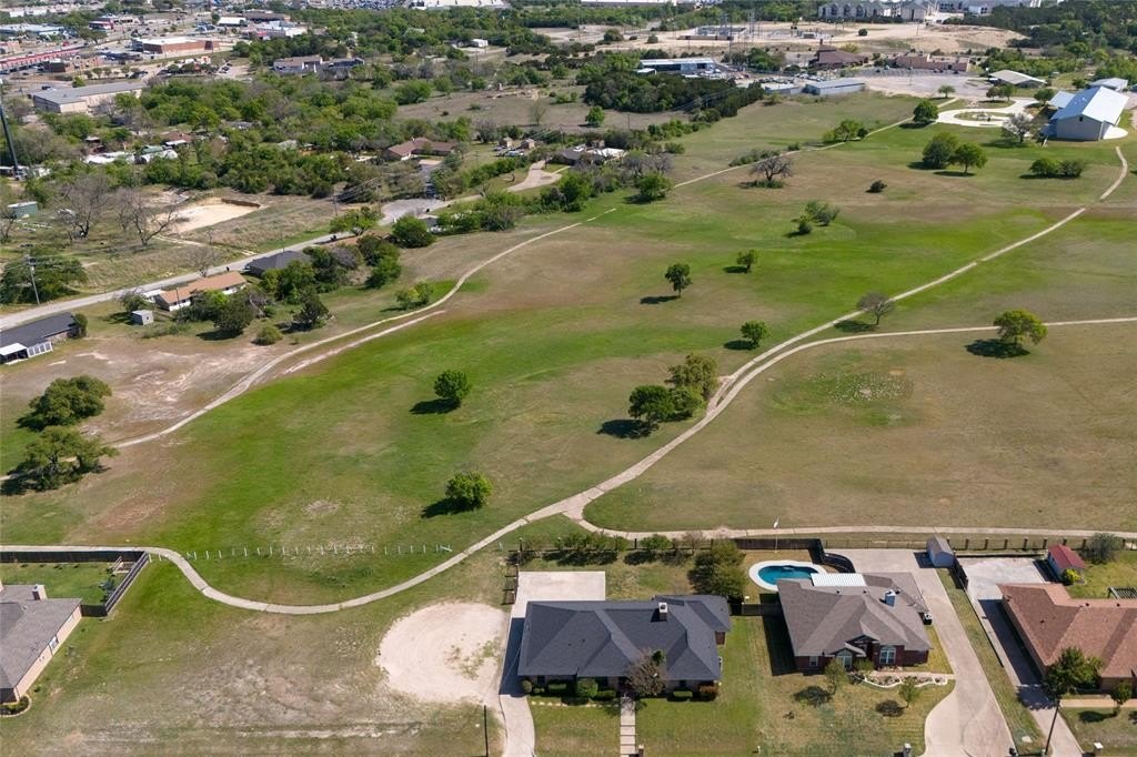 Single Family 4BR 3BA - 413 W Park Avenue, Weatherford, TX