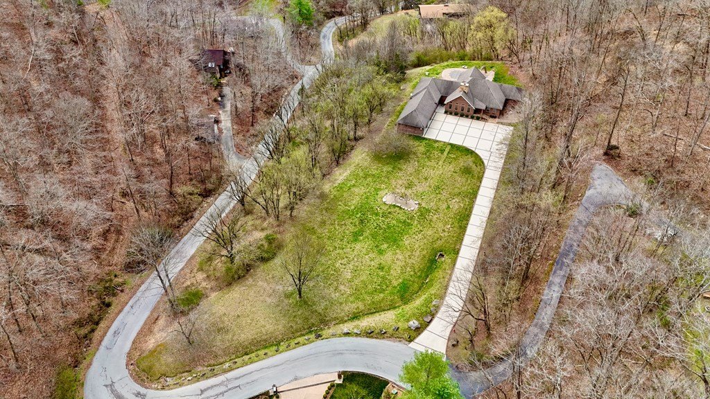 Single Family 3BR 4BA - 235 Foxcroft Lane, Pikeville, KY