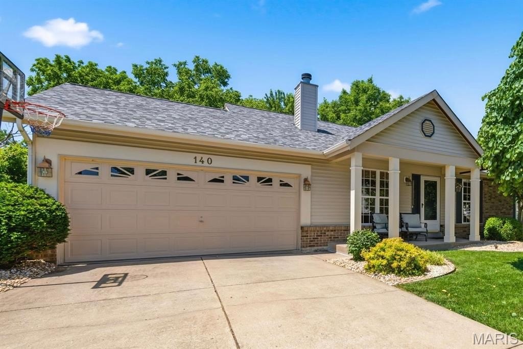 Single Family 3BR 3BA - 140 Green Forest Estates Drive, St Peters, MO