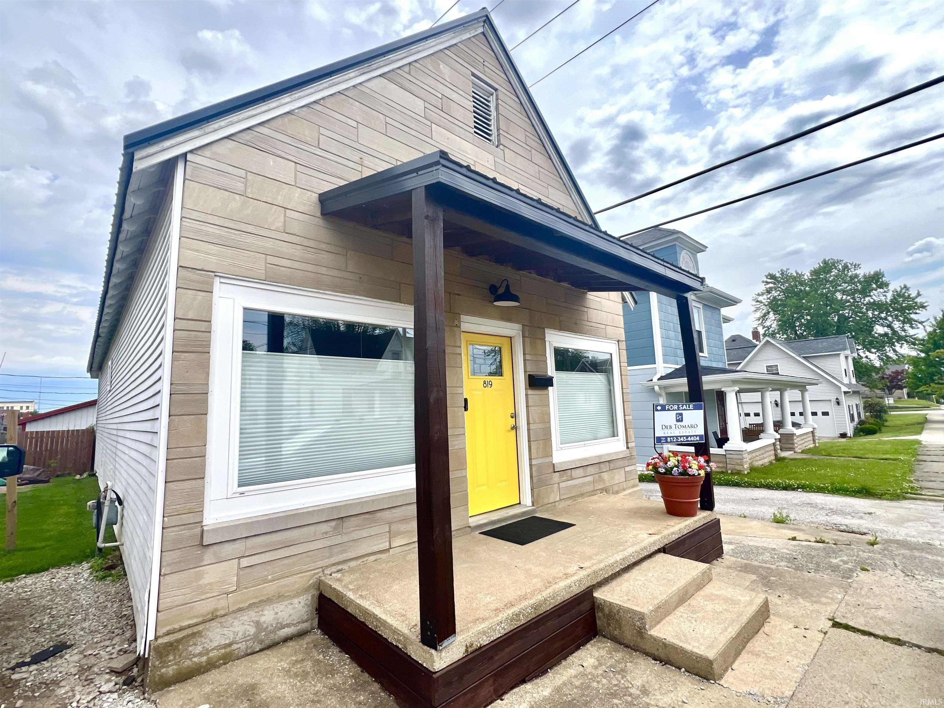 Single Family 3BR 2BA - 819 18th Street, Bedford, IN