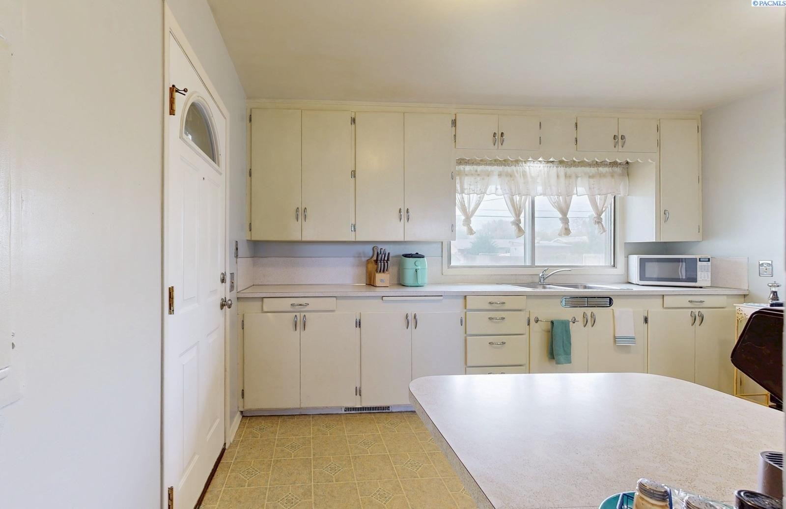 Other 2BR 1BA - 6705 W Bonnie Avenue, Kennewick, WA
