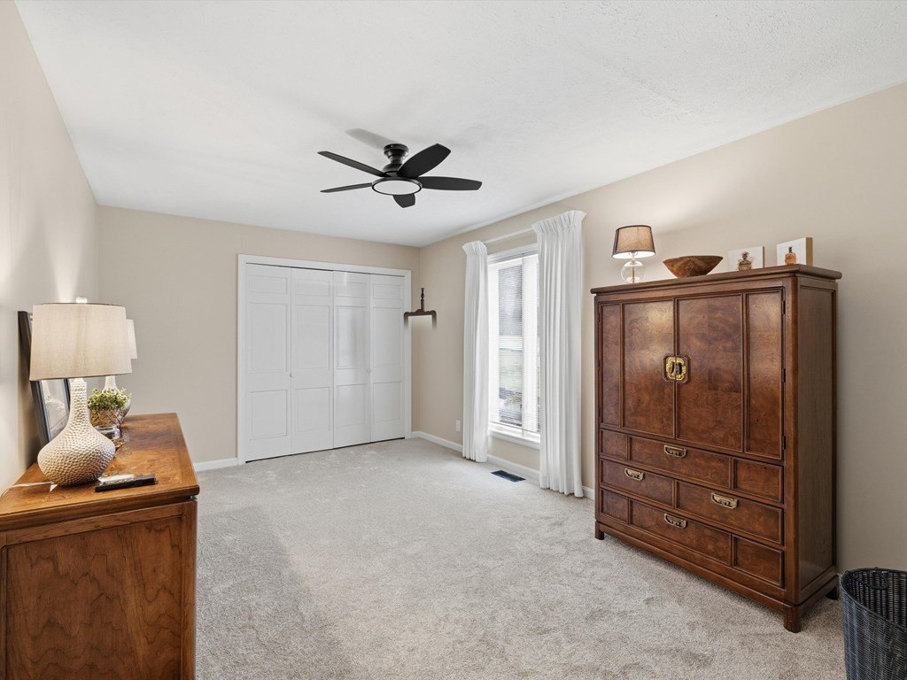 Single Family 4BR 3BA - 1955  Marty Drive, Madisonville, KY