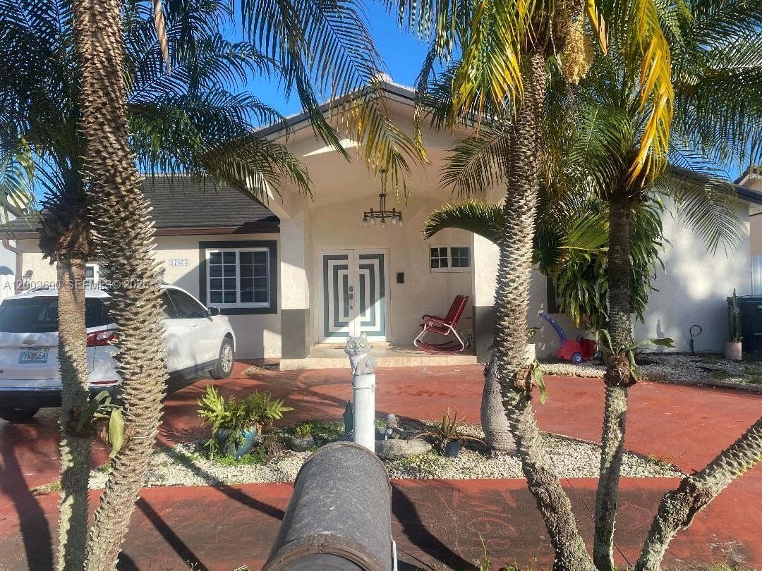 Single Family 3BR 2BA - 17075 SW 145th Ave, Miami, FL
