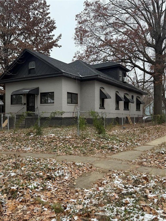 Single Family 5BR 2BA - 902 Jefferson Avenue, Cape Girardeau, MO
