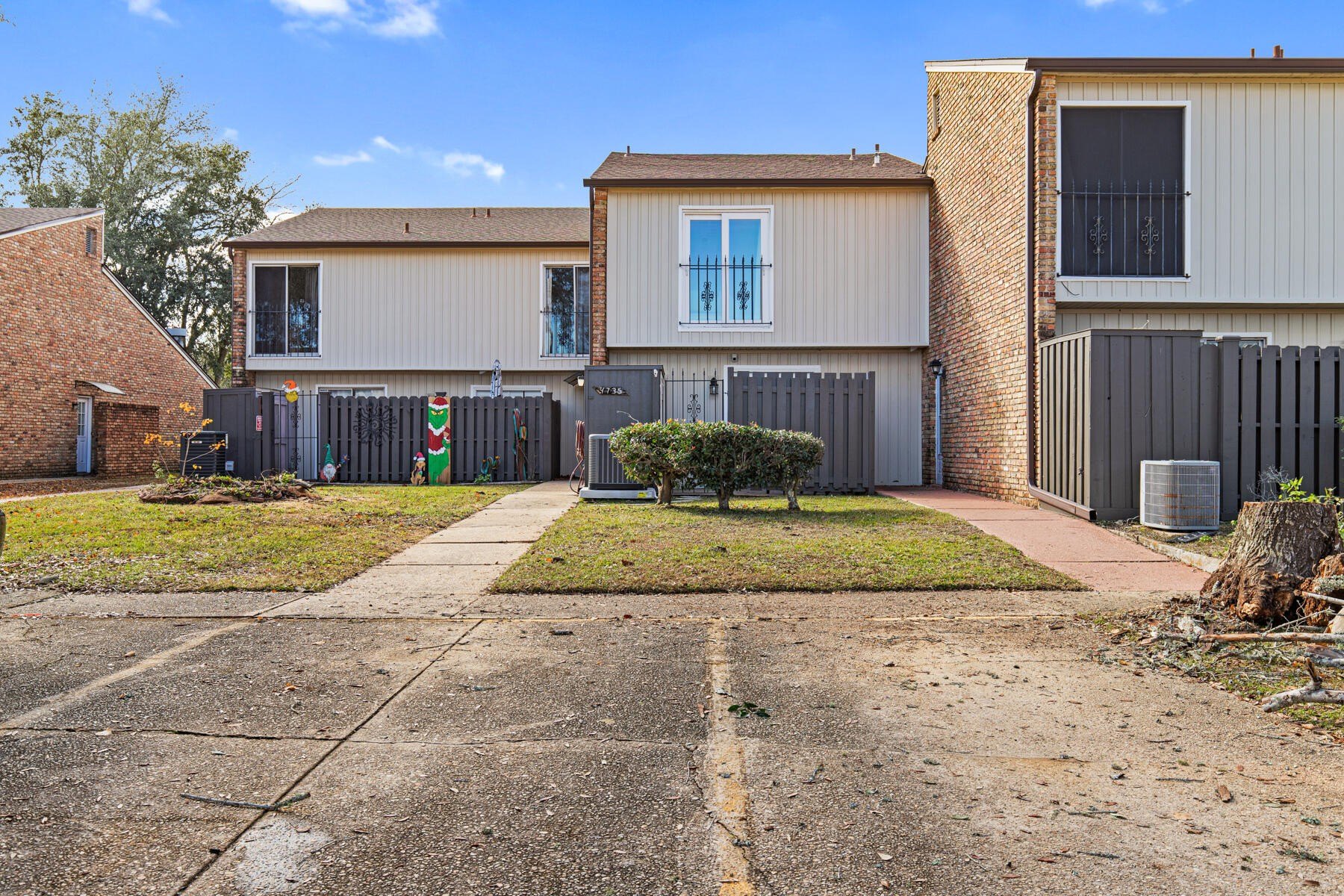Single Family 2BR 3BA - 4735 Huron Drive, Pensacola, FL