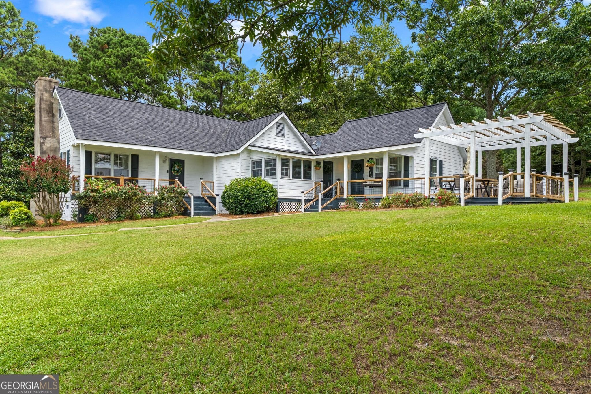 1219 Pebblebrook  