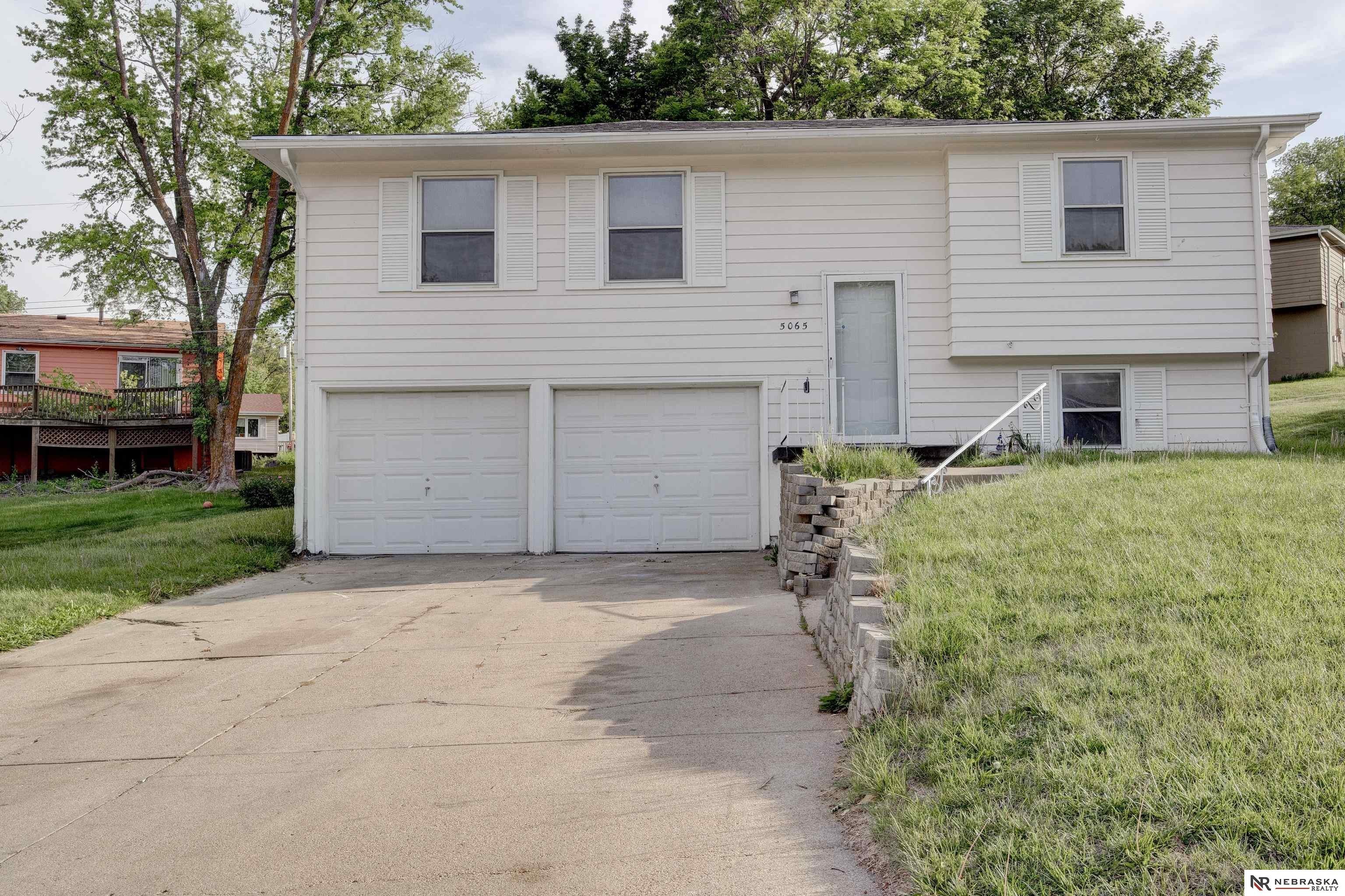 Single Family 3BR 2BA - 5065 Arcadia Avenue, Omaha, NE