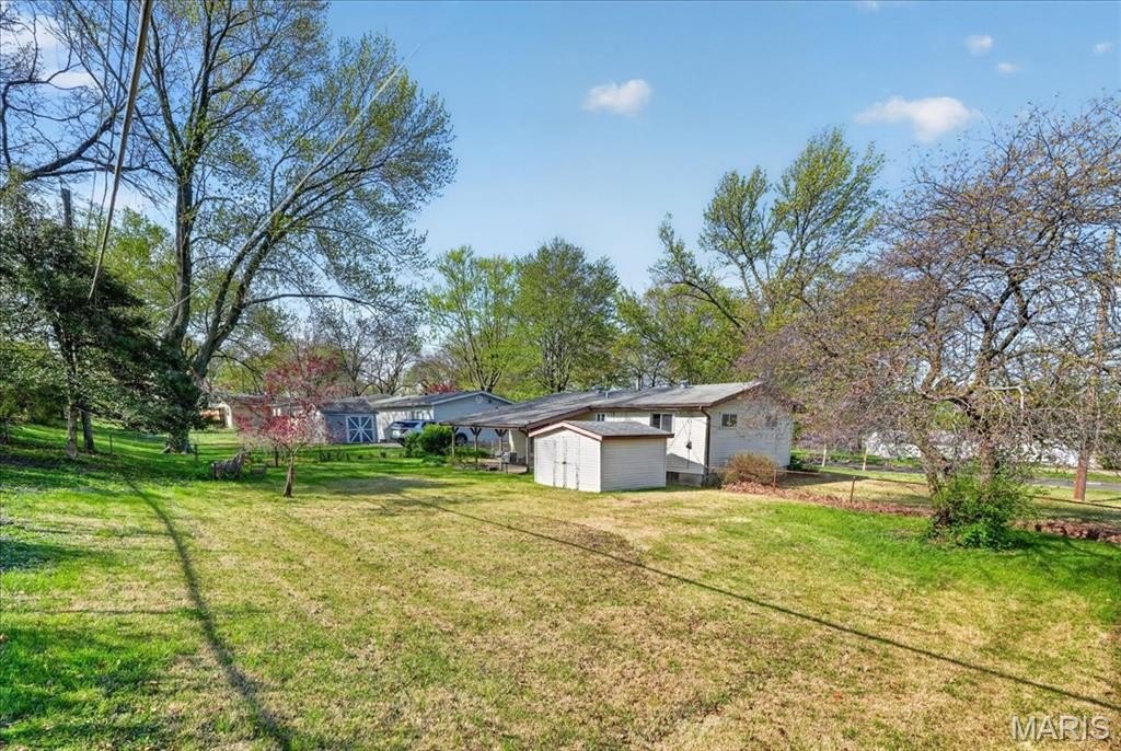 Single Family 3BR 1BA - 1190 Carmona Drive, Florissant, MO