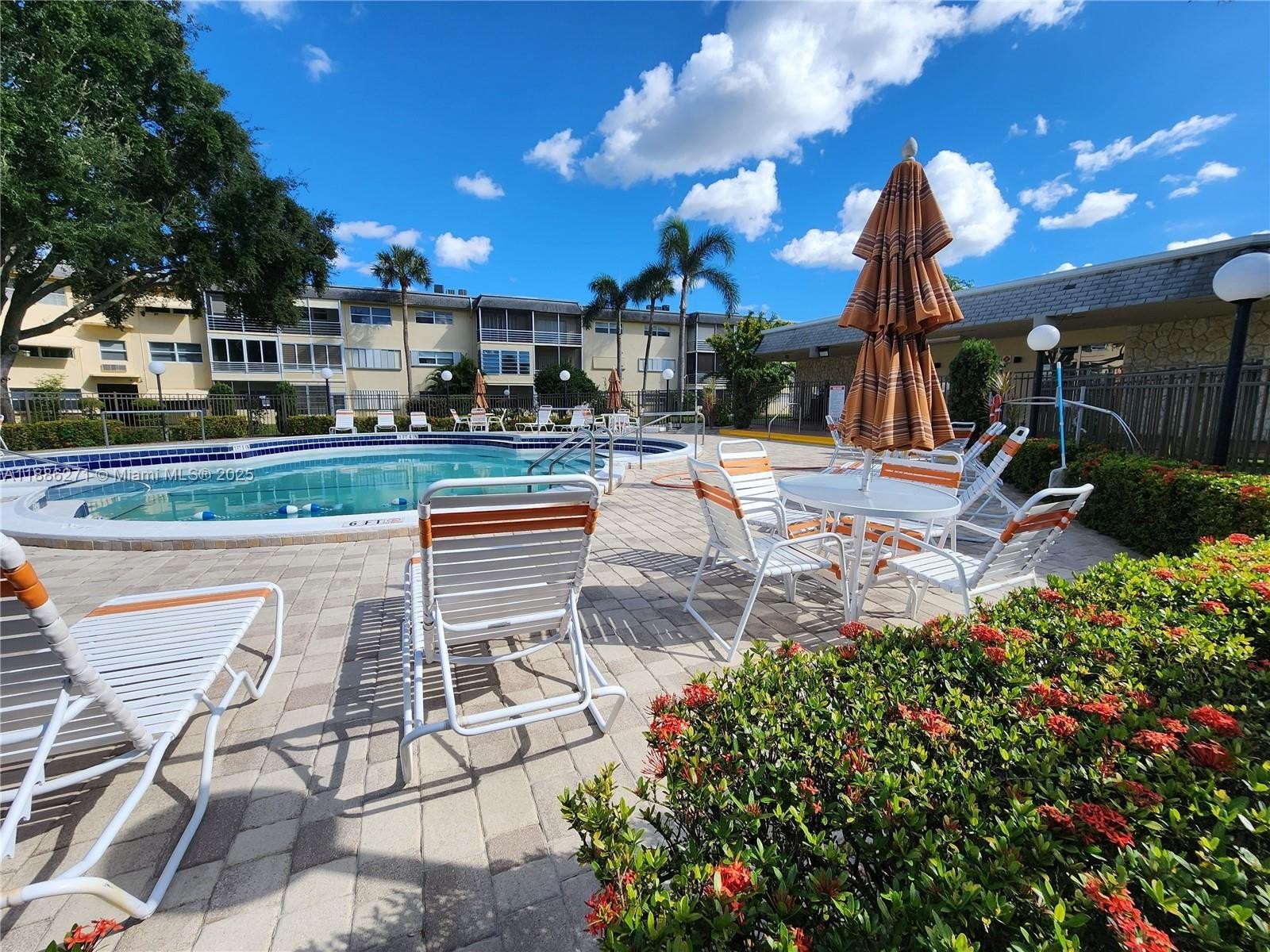 Condo 2BR 2BA - 4431 NW 16th St, Fort Lauderdale, FL
