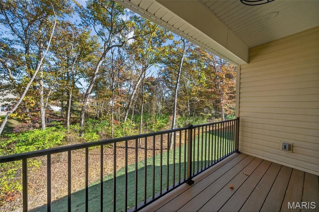 Single Family 6BR 3BA - 10428 VILLAGE Drive, Foristell, MO