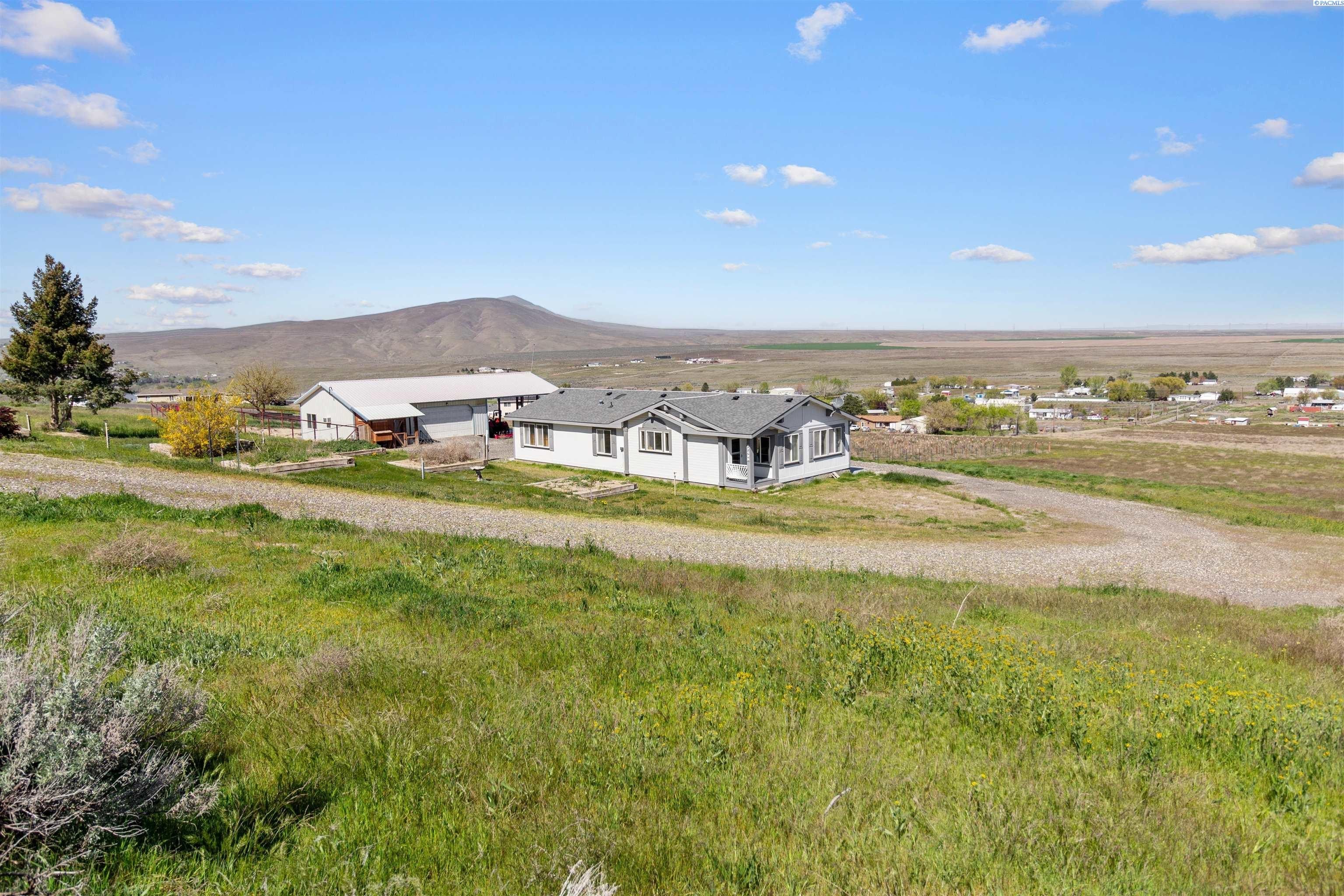 Other 3BR 3BA - 67425 N Lob Lane, Benton City, WA