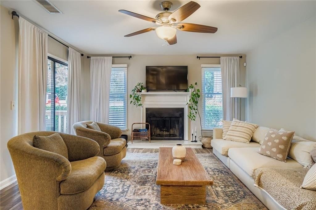 Condo 2BR 2BA - 2501 Vineyard Way SE, Smyrna, GA