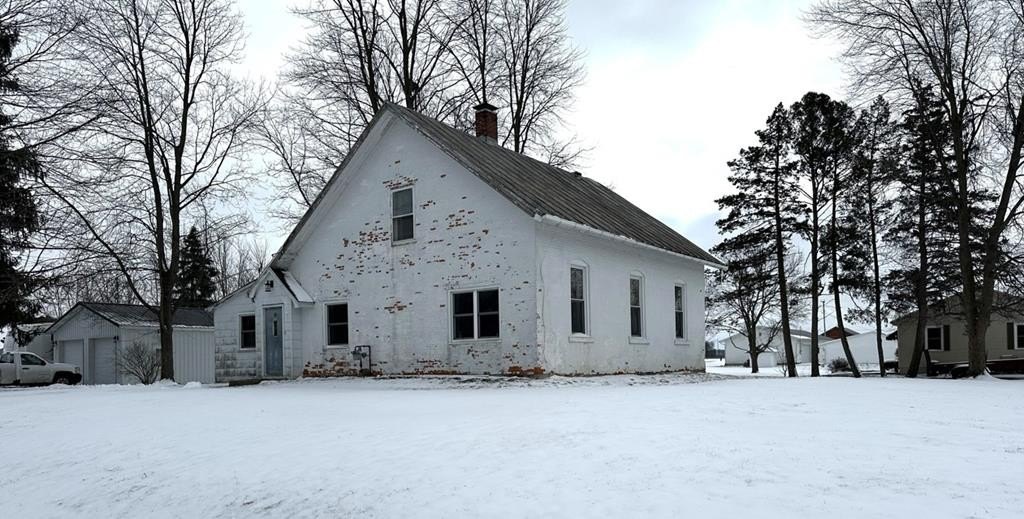 Single Family 5BR 1BA - 14428 TR 88, Willard, OH