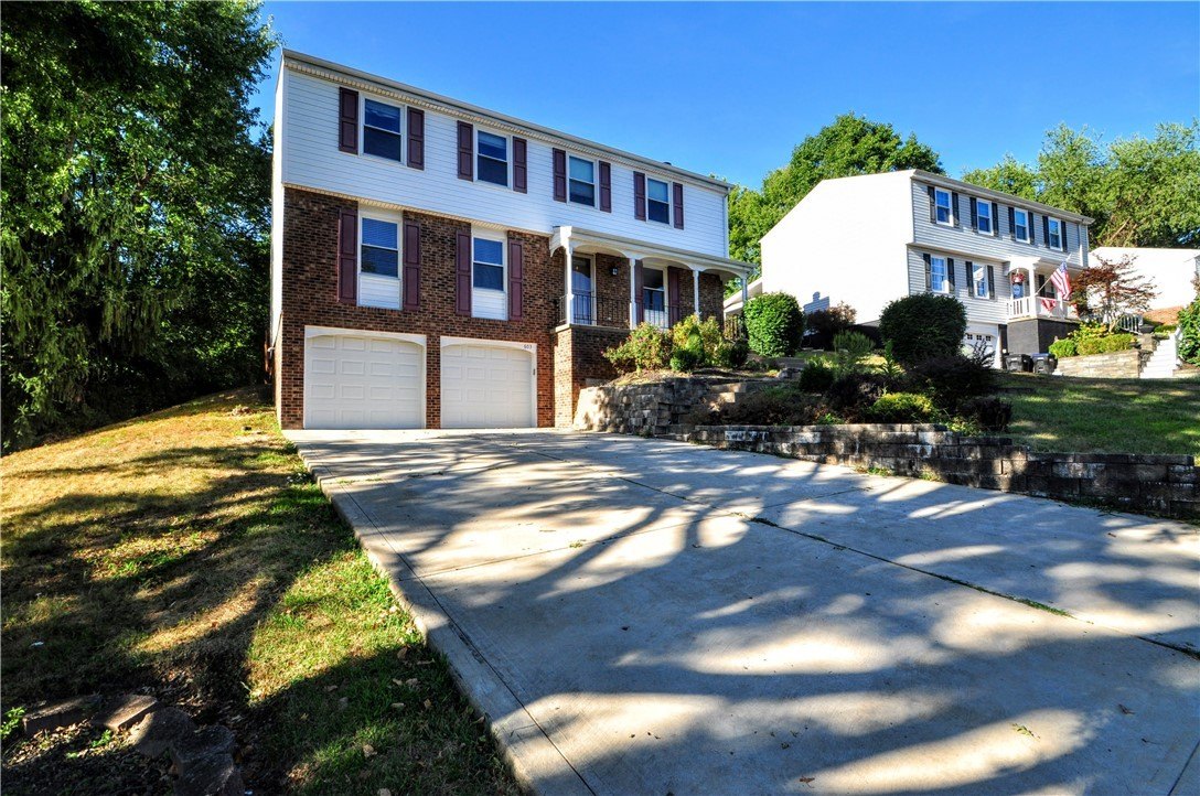 Single Family 4BR - 603 Meade Dr, Moon/Crescent Twp, PA