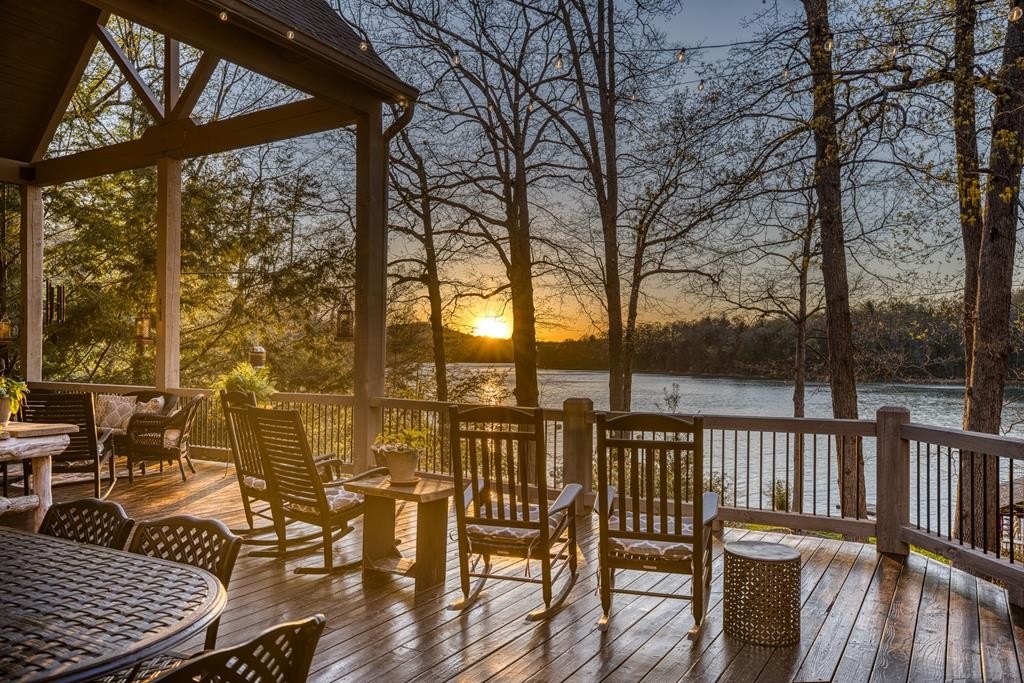 Single Family 7BR 8BA - 790 Star Creek Drive, Morganton, GA