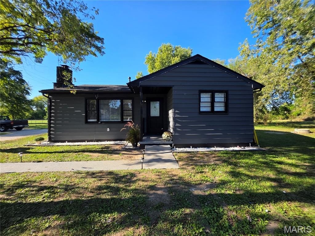 Single Family 4BR 1BA - 4247 State Route 162, Granite City, IL