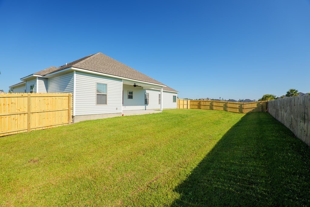 Single Family 4BR 3BA - 3920 Bull Run, Valdosta, GA