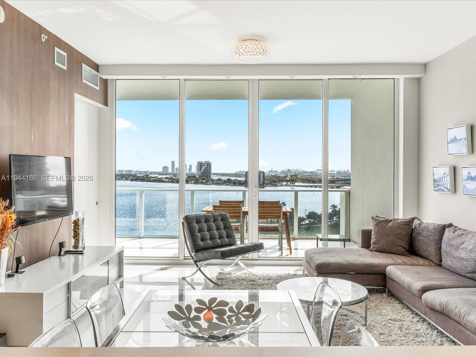 Condo 2BR 2BA - 2020 N Bayshore Dr, Miami, FL