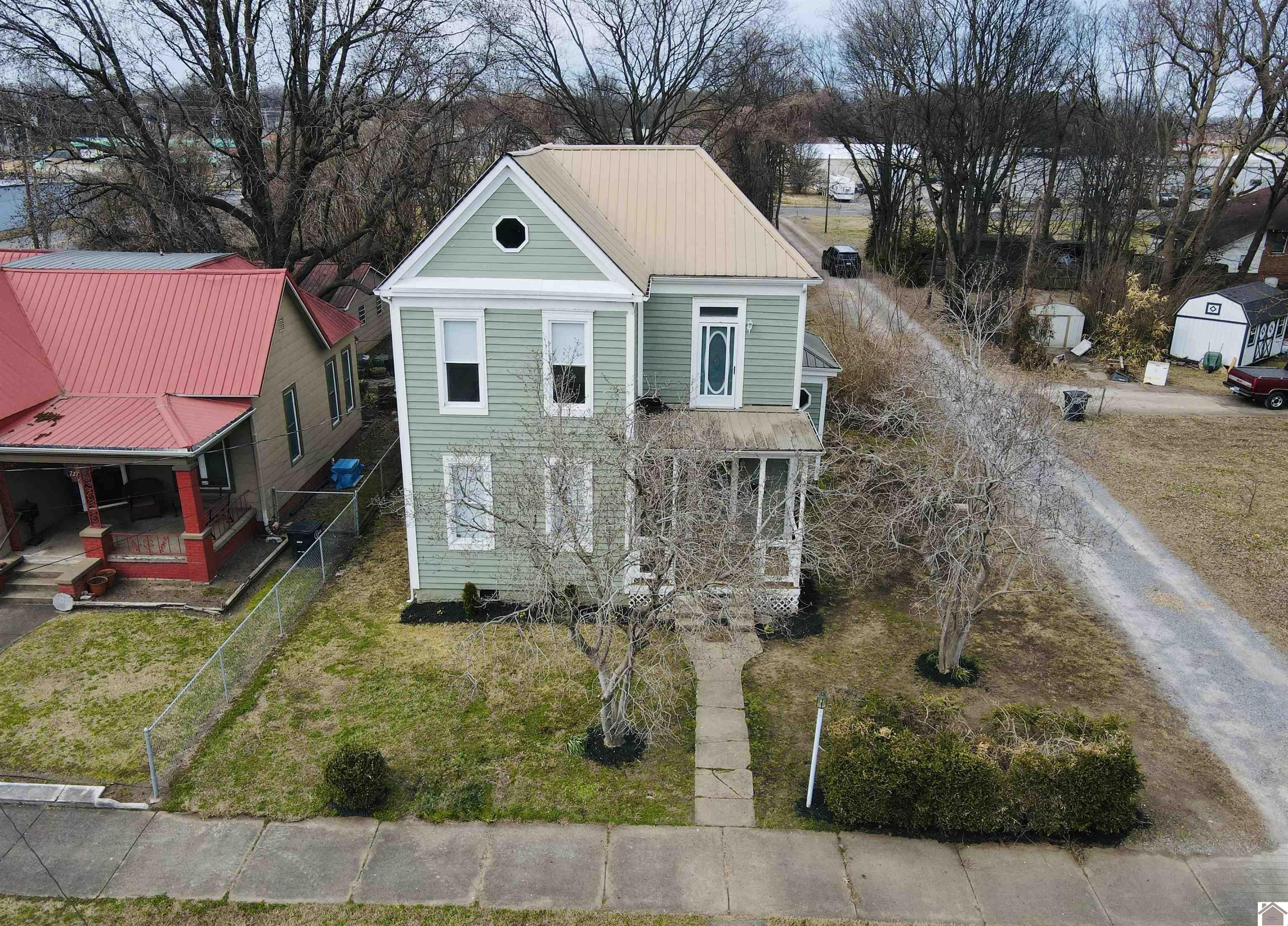 Single Family 3BR 2BA - 721 Martin Luther King Jr. Drive, Paducah, KY