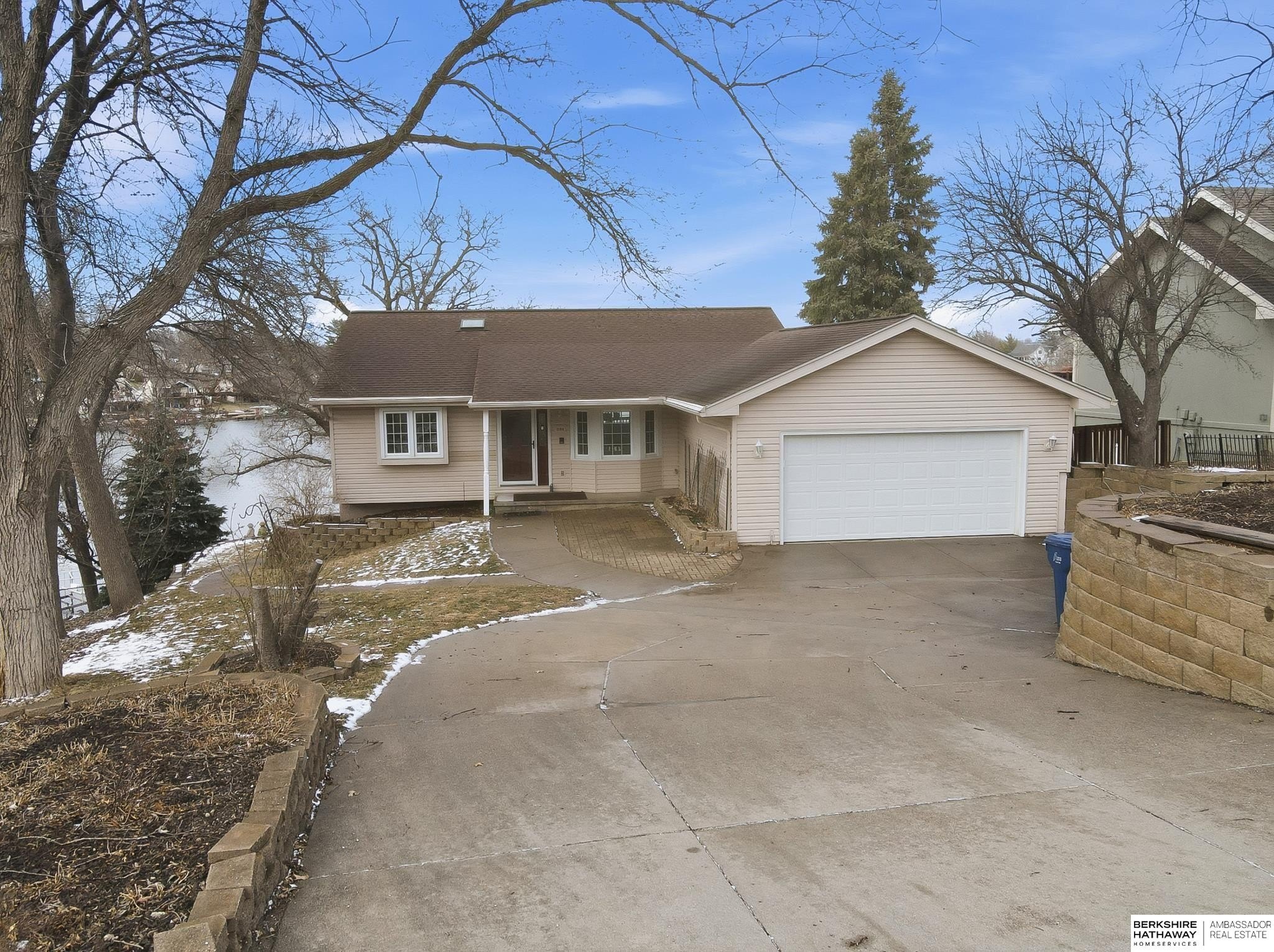 Single Family 3BR 3BA - 1104 Murray Point, Plattsmouth, NE