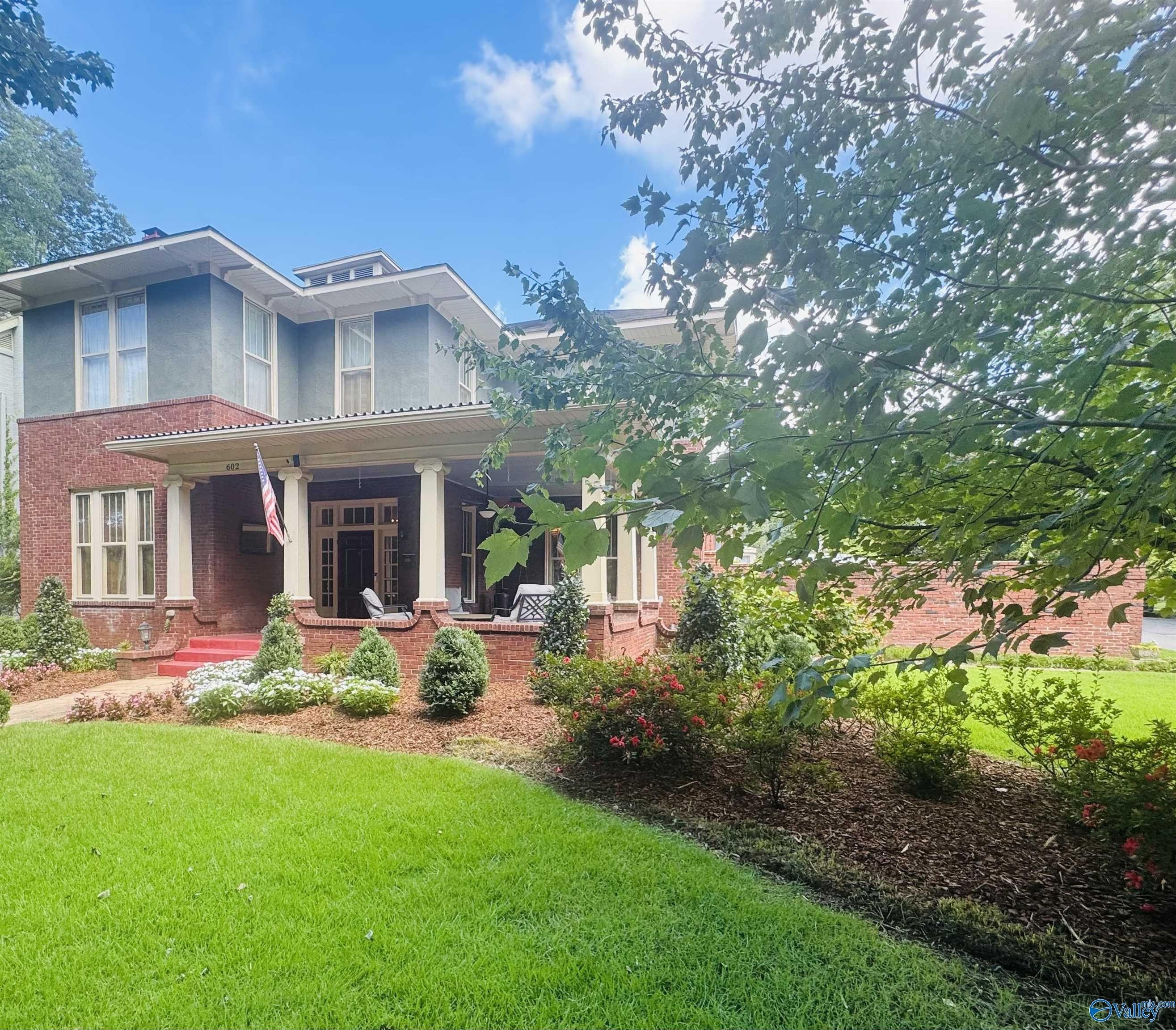 Single Family 4BR 4BA - 602 Line Street NE, Decatur, AL