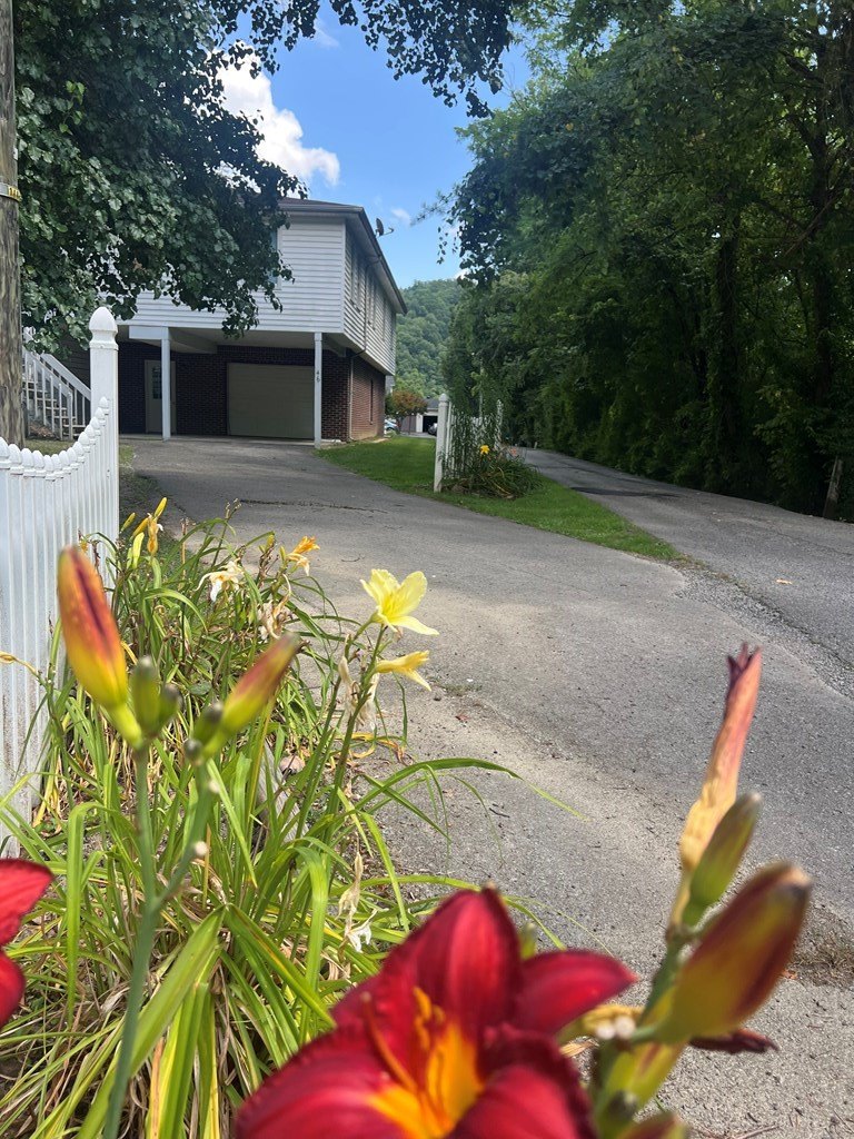 Single Family 3BR 2BA - 46 Bonnie Lane, Pikeville, KY