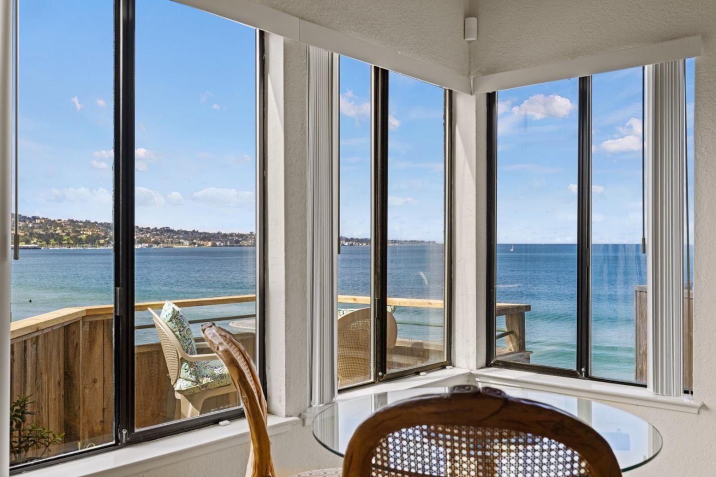 Condo 1BR 1BA - 1 Surf WAY 216, MONTEREY, CA