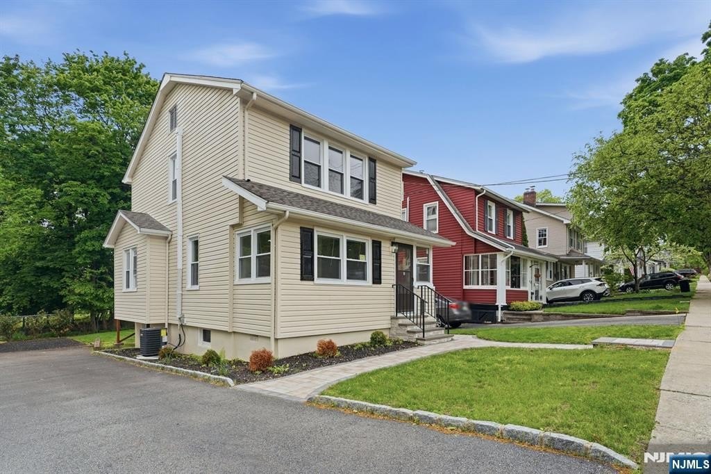 Other 3BR 2BA - 58 Yantecaw Avenue, Bloomfield, NJ